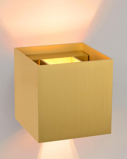 Wandlamp XIO messing vierkant incl. Led