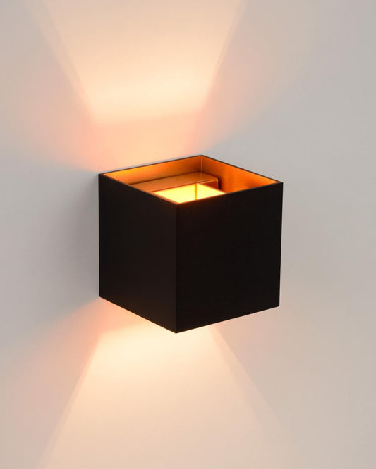 Wandlamp XIO zwart-goud vierkant incl. Led