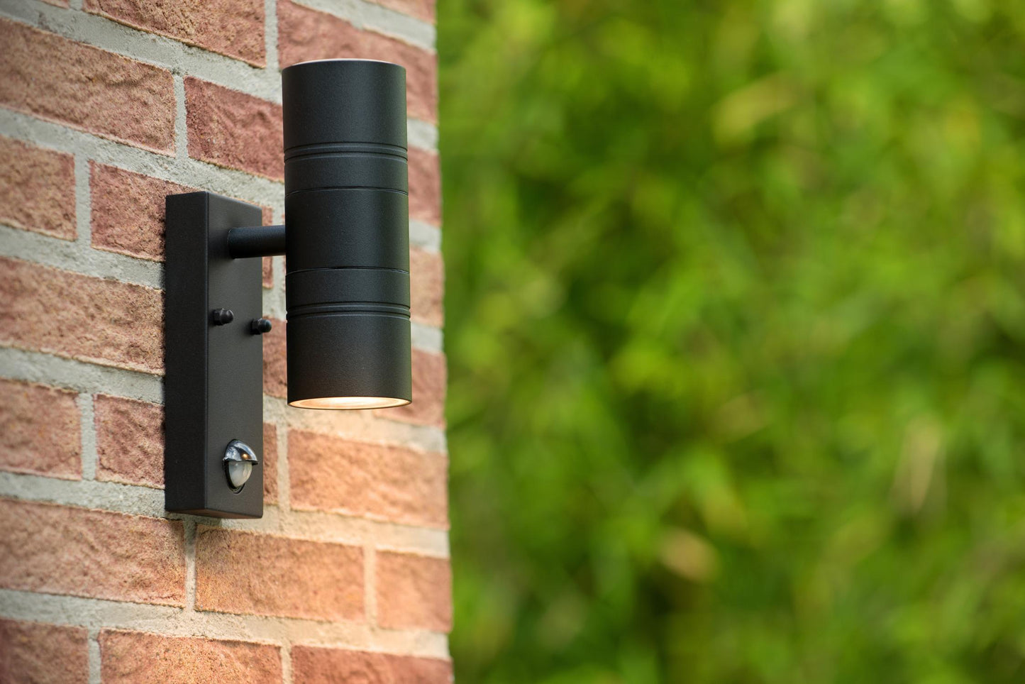 Wandlamp buiten Arne zwart bewegingssensor incl. 2xGU10