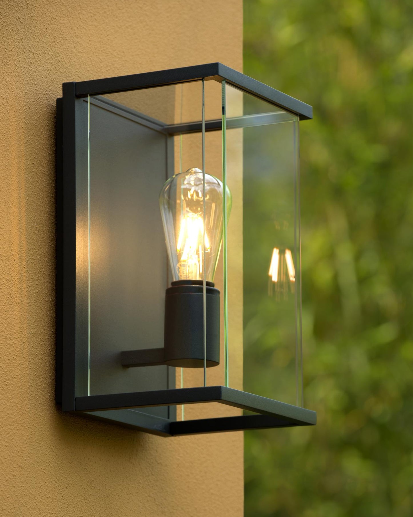 Wandlamp buiten Claire E27