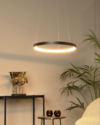Hanglamp Vidal ring zwart dimbaar