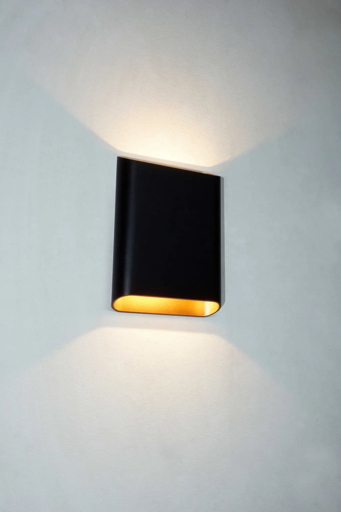 Wandlamp ovaal zwart-goud groot 27WL Diaz-L ZW-MG