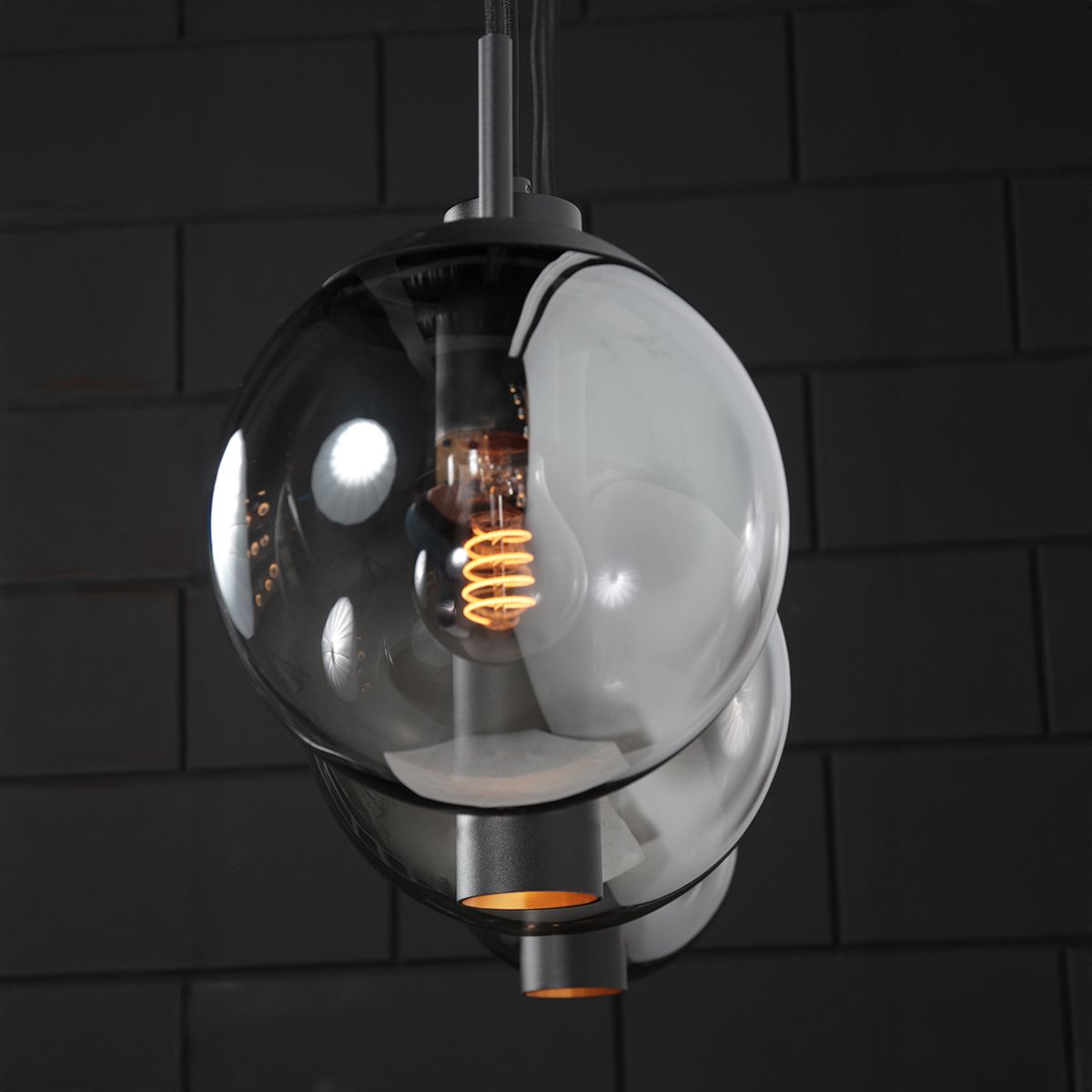 4847ZW Zwarte hanglamp Bollique , 5-lichts voor eettafel
